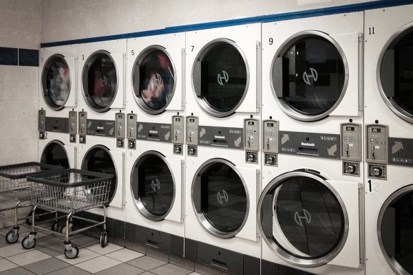 laundry-machines-J9AM5SS